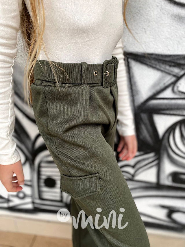 Zateplené kapsáče s páskem khaki