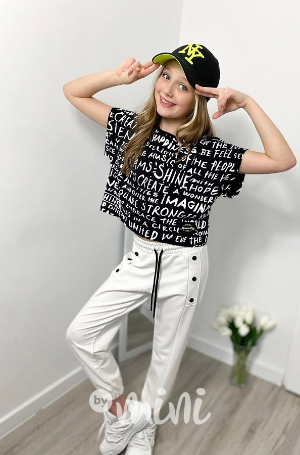 Bílé relaxed tepláky se cvoky