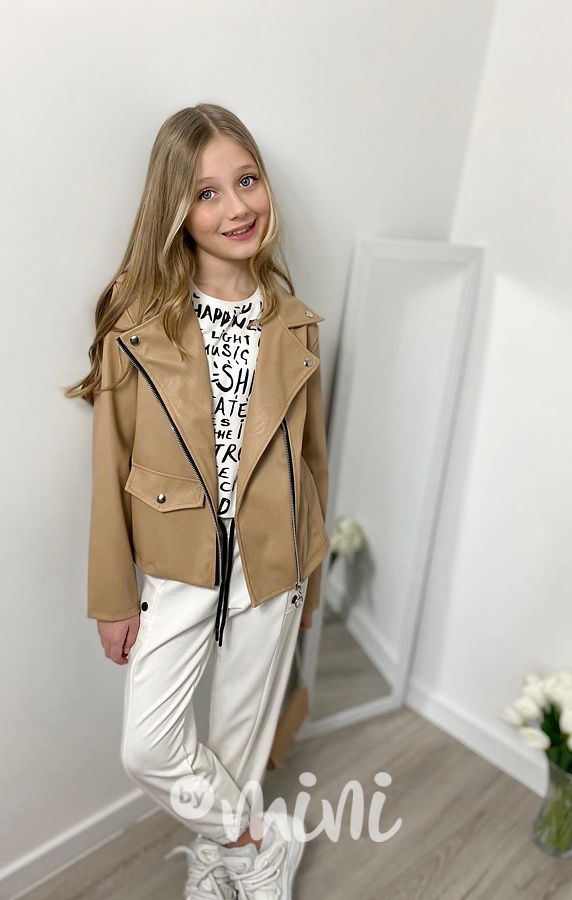 Béžový křívák s kabelkou