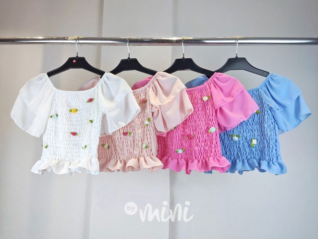 Květovaná boho blůzka bílá