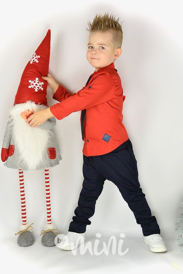 Červená košile + kravata + kalhoty