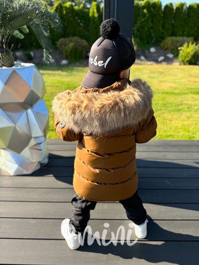 Zimní parka s kožíškem béžová