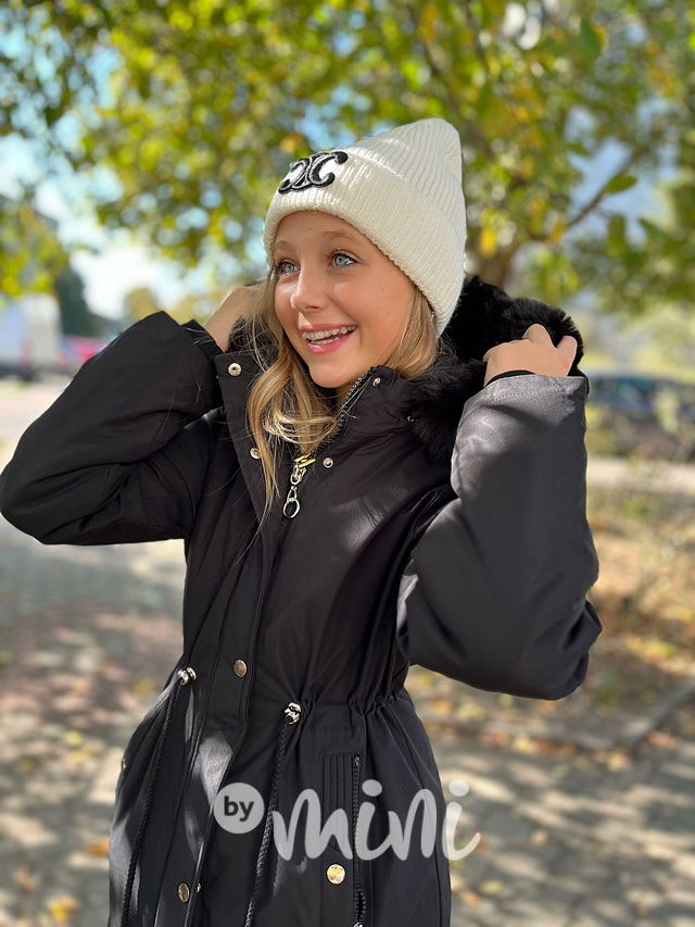 Černá zimní sporty parka