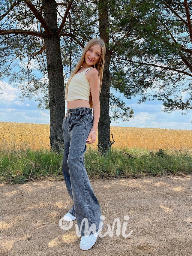 Lounge volné džíny s řetízkem