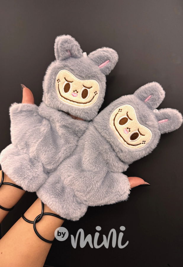 Chlupaté rukavičky Labubu