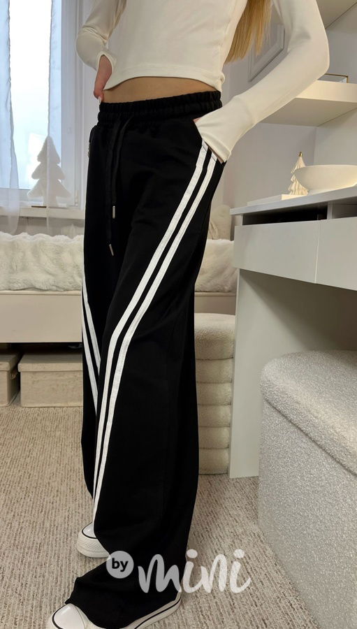 Fashion lounge volné tepláky černé