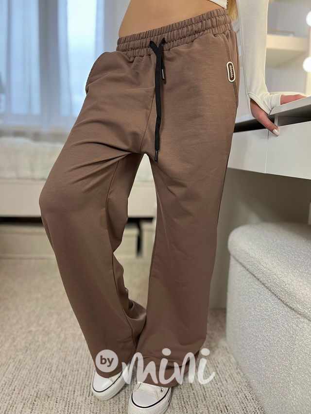 Lounge volné tepláky latté