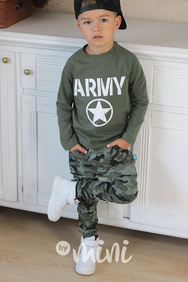 Army baggy tepláčky s klokankou
