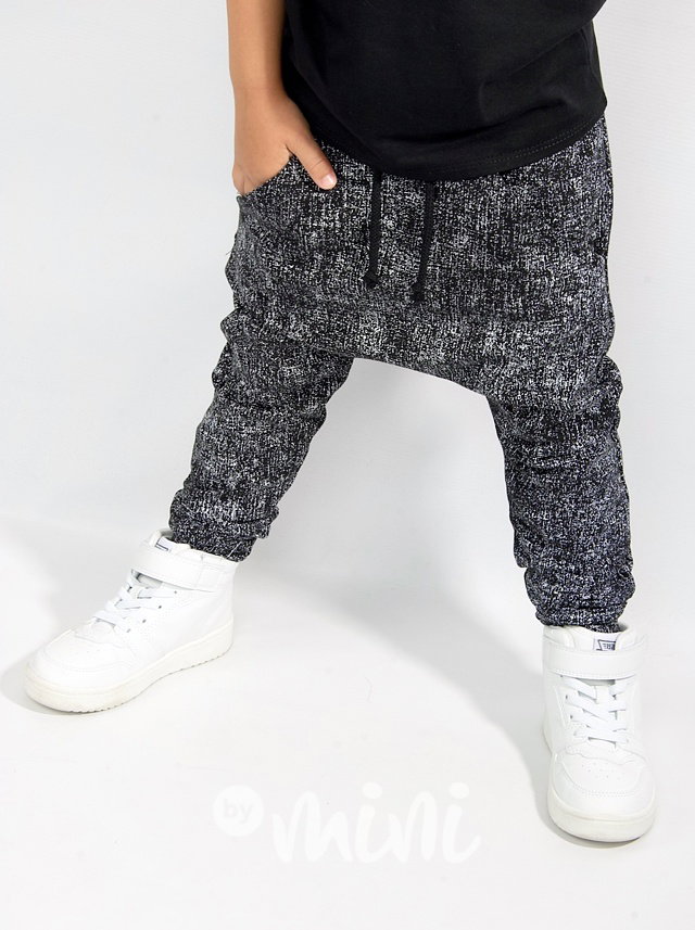 Kosmos baggy tepláky black