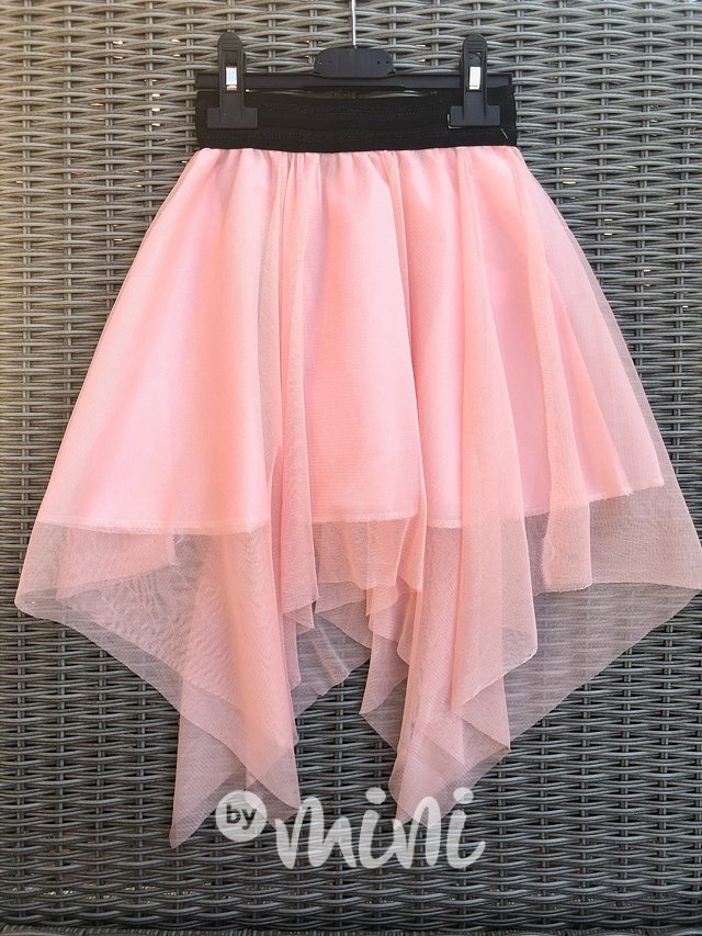 Asymetrická tylová sukně růžová