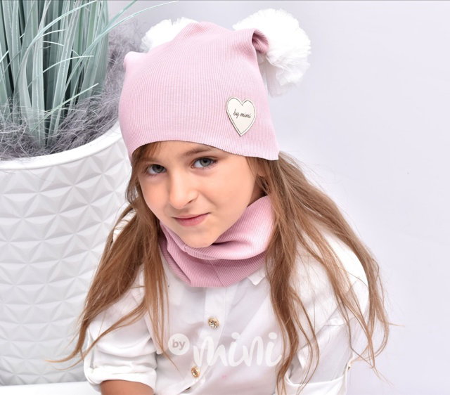 Starorůžová žebrovaná  houmleska s nákrčníkem - bílé pompony