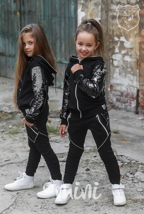 Designová black flitr teplákovka