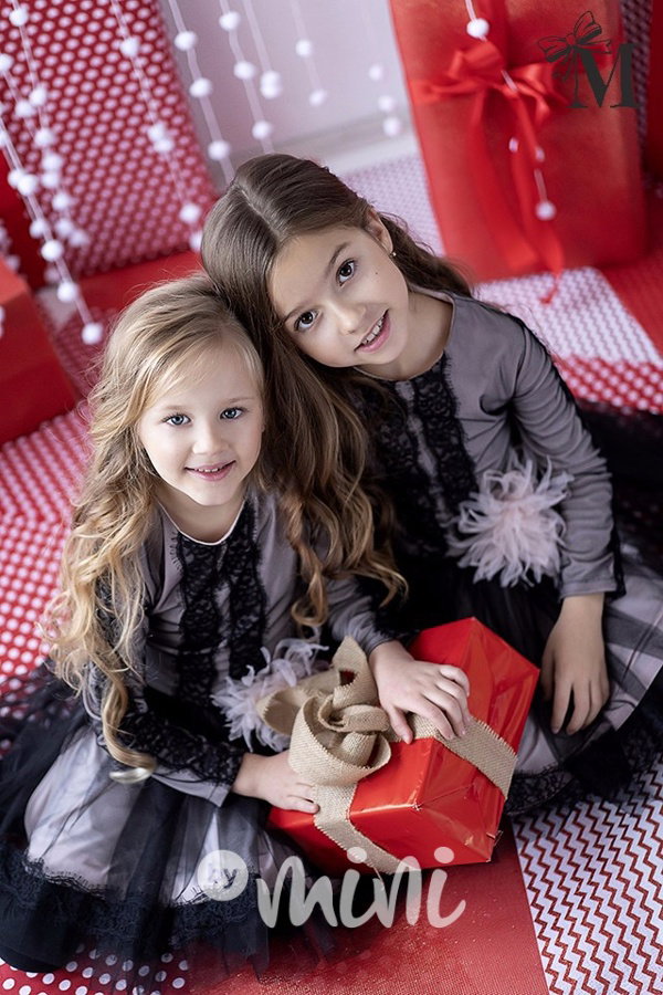 Luxury dress dívčí šaty s ozdobnou kytičkou