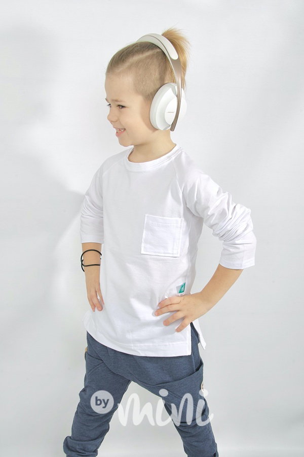 Bílé longsleeve triko s kapsou