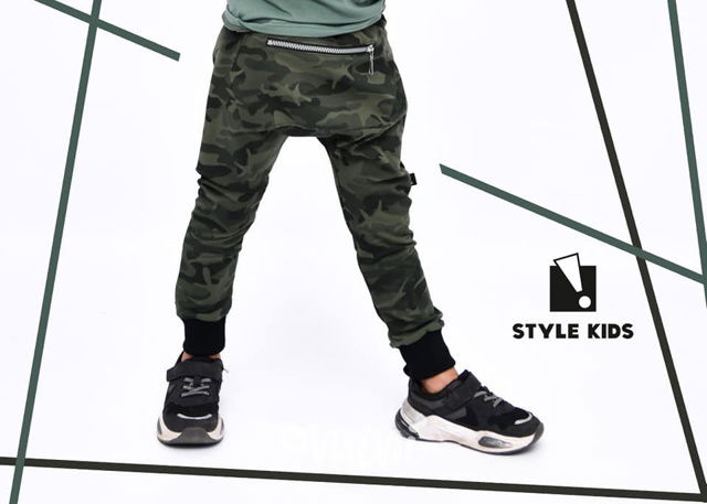 Baggy s kapsičkou a zipem - army