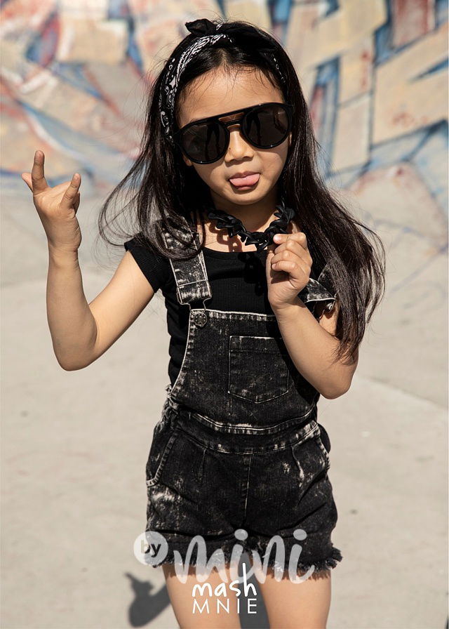 Černý žebrovaný top *MashMnie*