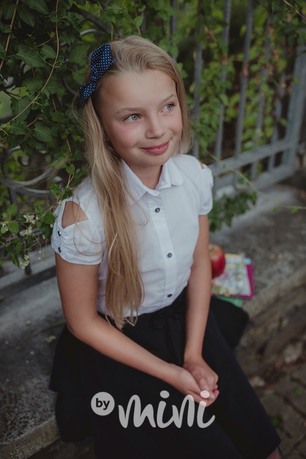 School blůzka s límečkem