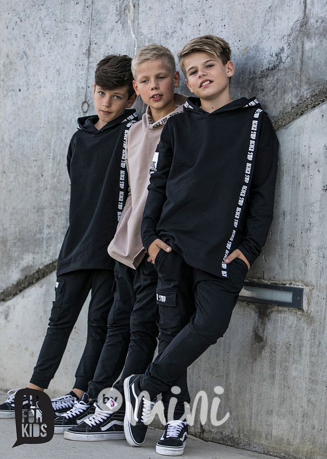 NEVER STOP mikina black