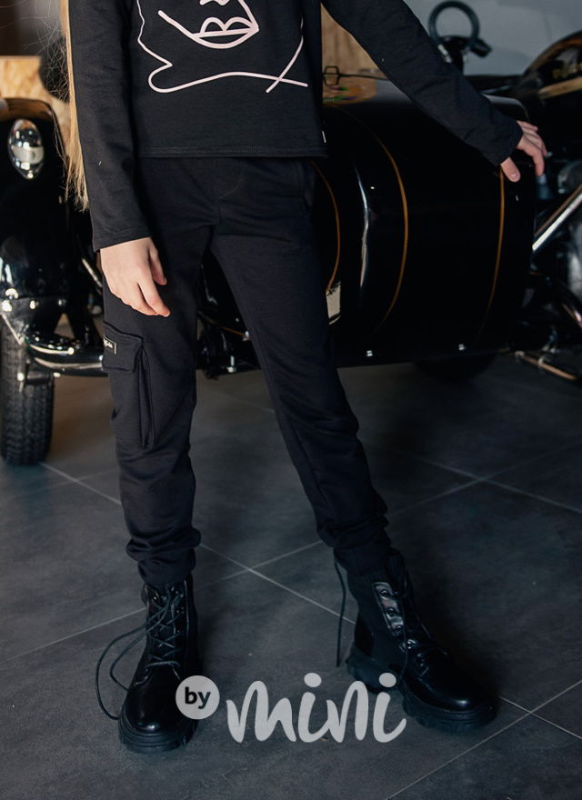 Voga designové černé kapsáče