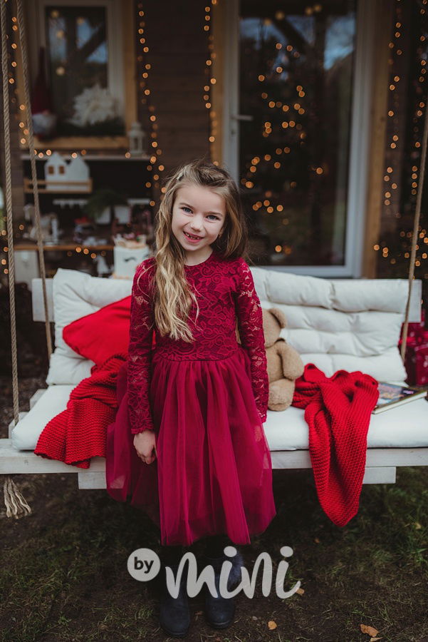 Princess krajkové šaty s maxi tylovou sukní bordo