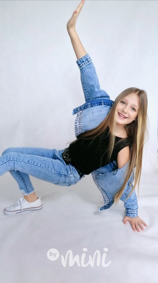 Slim jeans s páskem