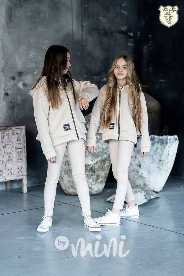 Voga mikinová "neopren" bunda s volánky beige