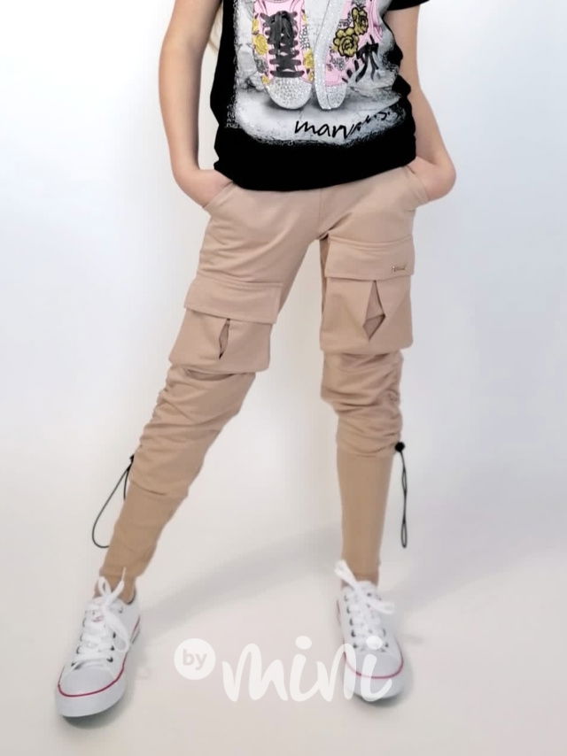 Béžové kapsáče s širokým nápletem