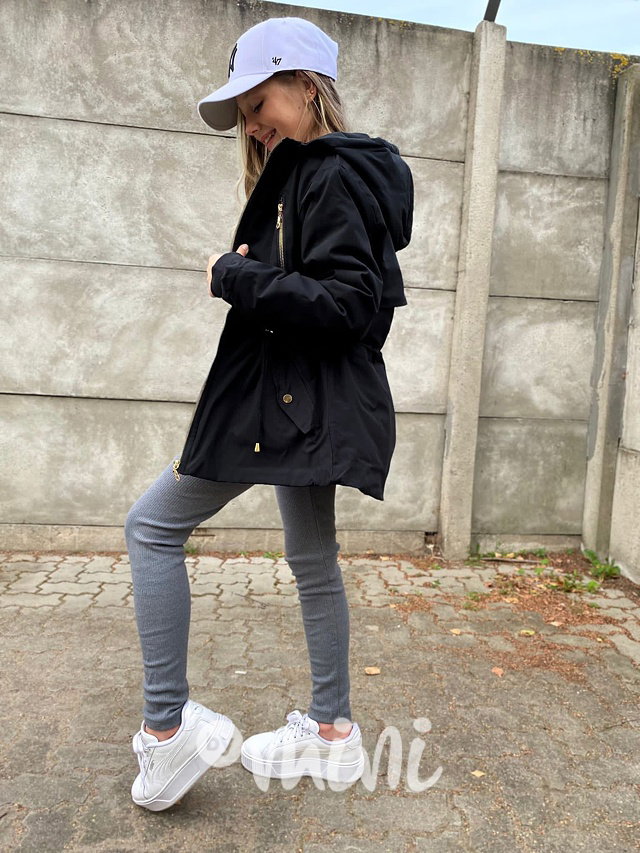 Černá podzimní parka