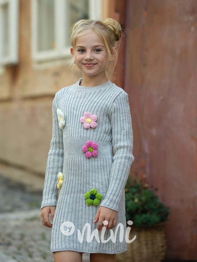 Svetrové šaty flowers