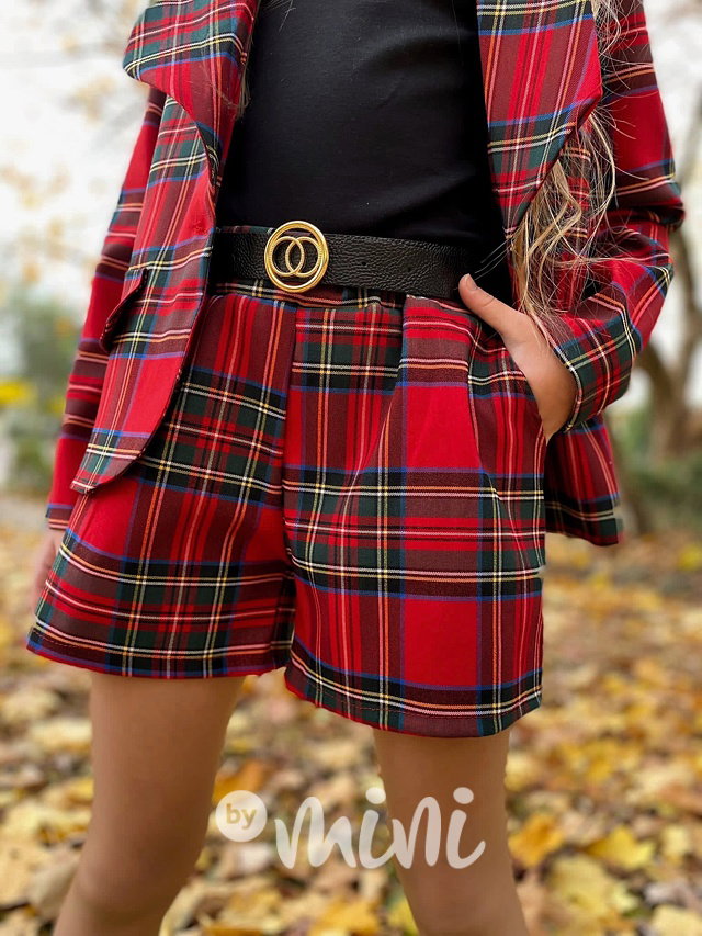 Karo sako + kraťasy