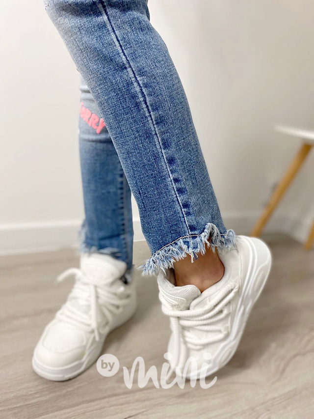 Stretch jeans lacláče se zdobením