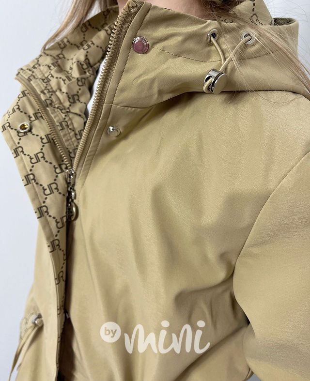 Podzimní béžová parka