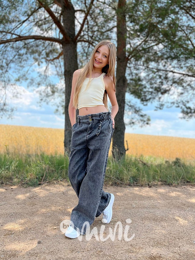 Lounge volné džíny s řetízkem