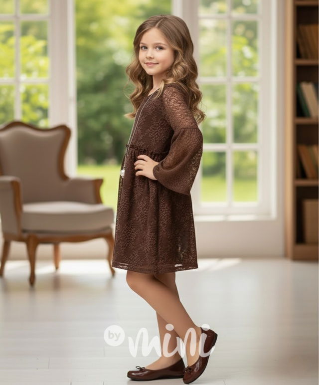 Krajkové boho šaty s řetízkem hnědé