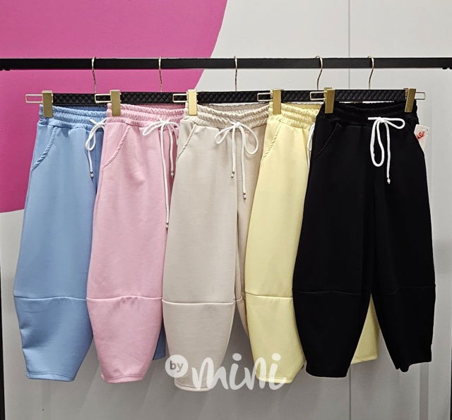 Volné široké kalhoty růžové