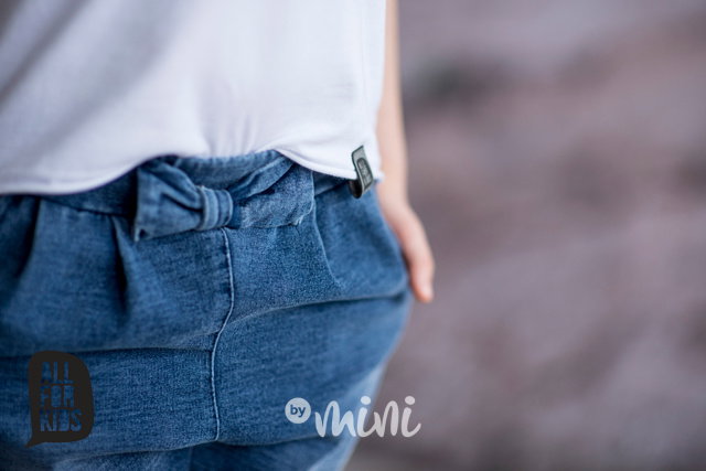 Jeans baggy s mašličkou