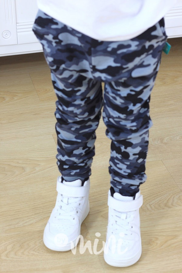 Šedé army baggy tepláčky