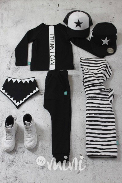 Black basic baggy tepláčky s kapsou