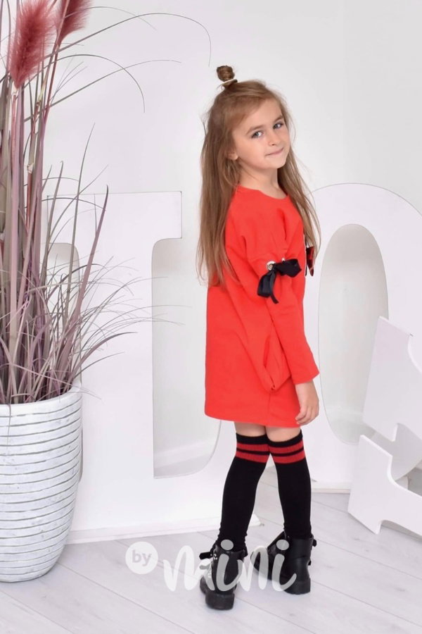 Červená tunika s mašlí