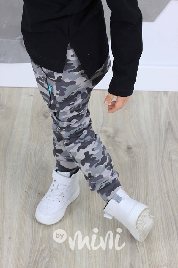 Šedé army baggy