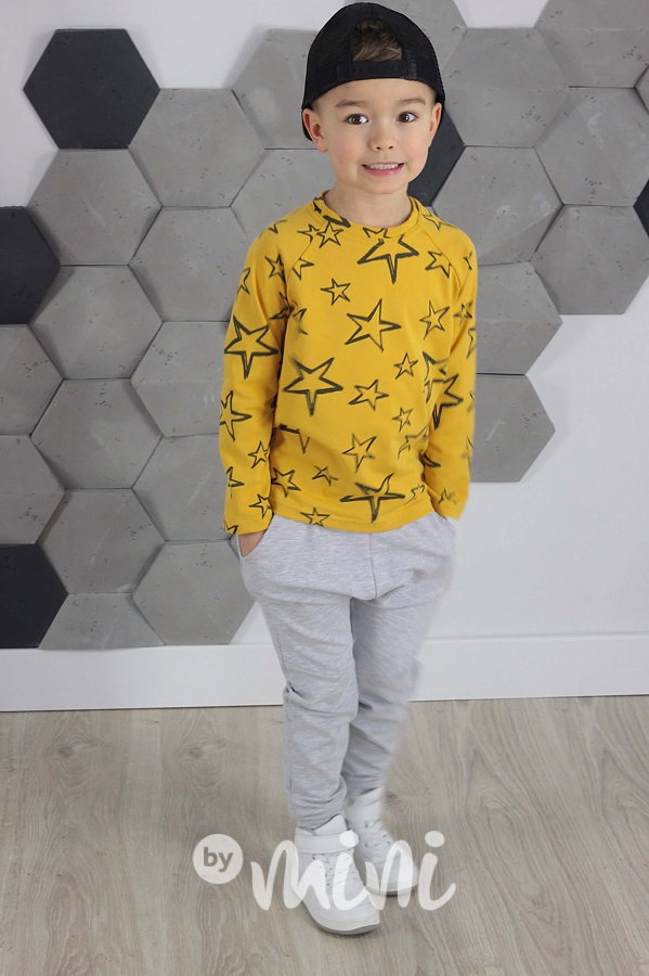 Mustard triko hvězdy