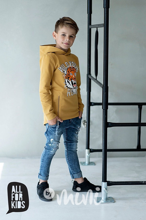Blue jeans dirty look
