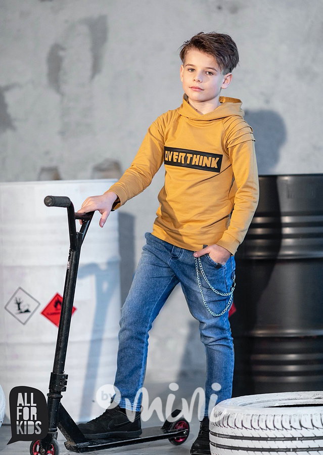 Blue jeans s řetězem