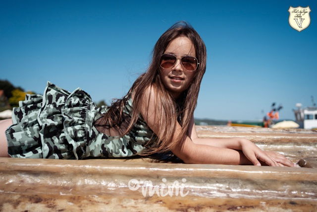 Army letní šaty Voga