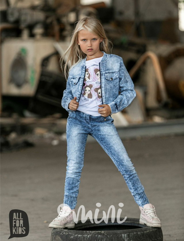 Jeans crop bunda ice blue