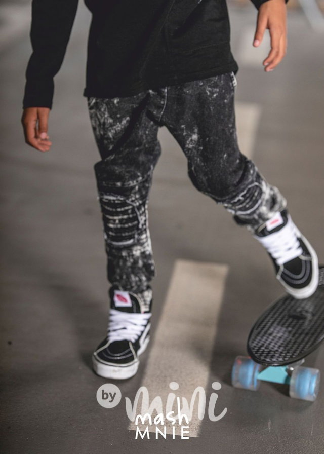 BRUSH acid wash jeansy black *MashMnie*