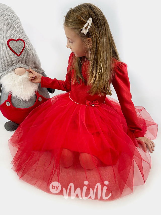 Červené dívčí šaty s tylem a krajkou 