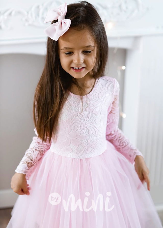 Šaty pro družičku