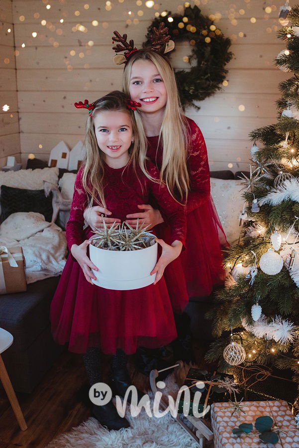 Princess krajkové šaty s maxi tylovou sukní bordo