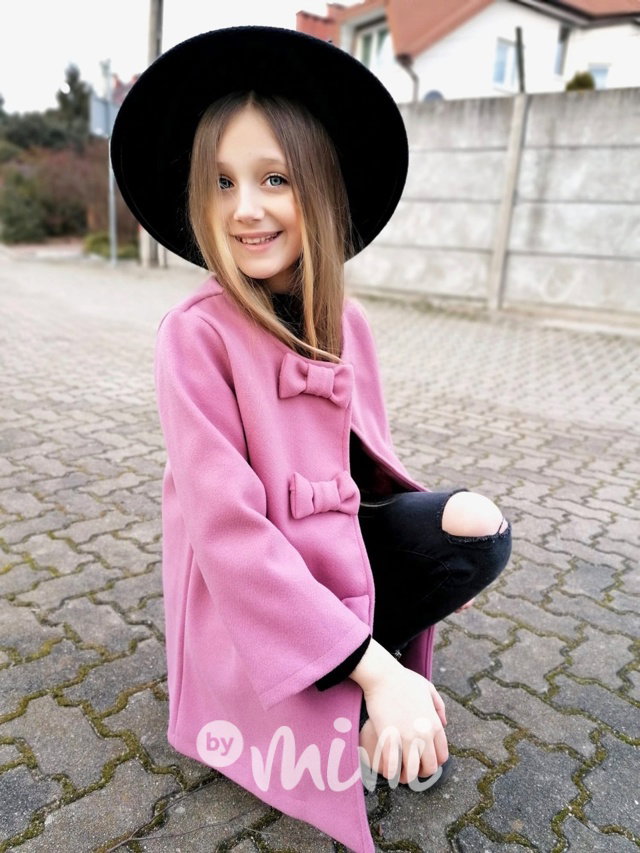 Flaušový kabát s volánky lila